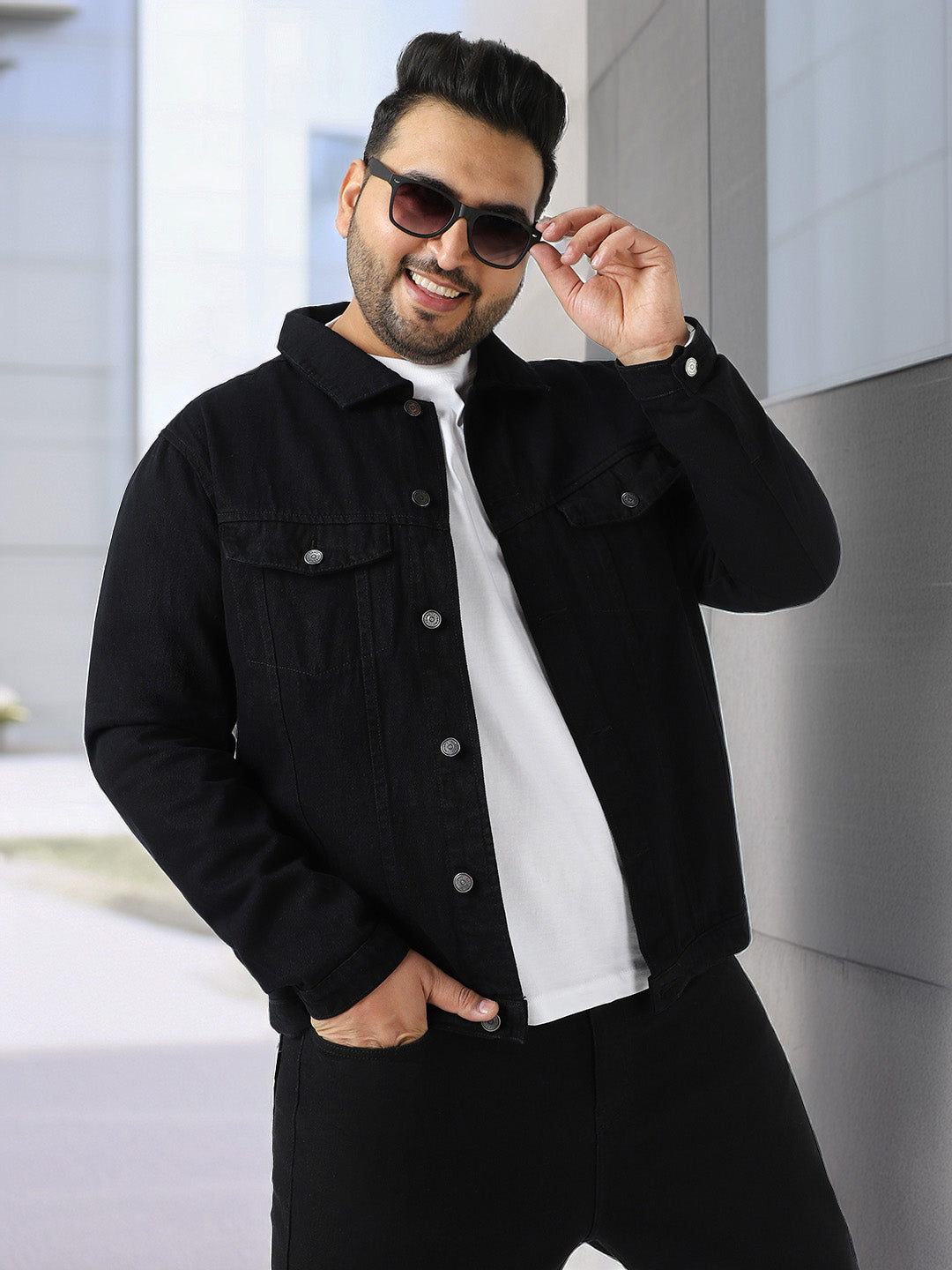 Plus Men's Black Regular Fit Washed Full Sleeve Denim Jacket