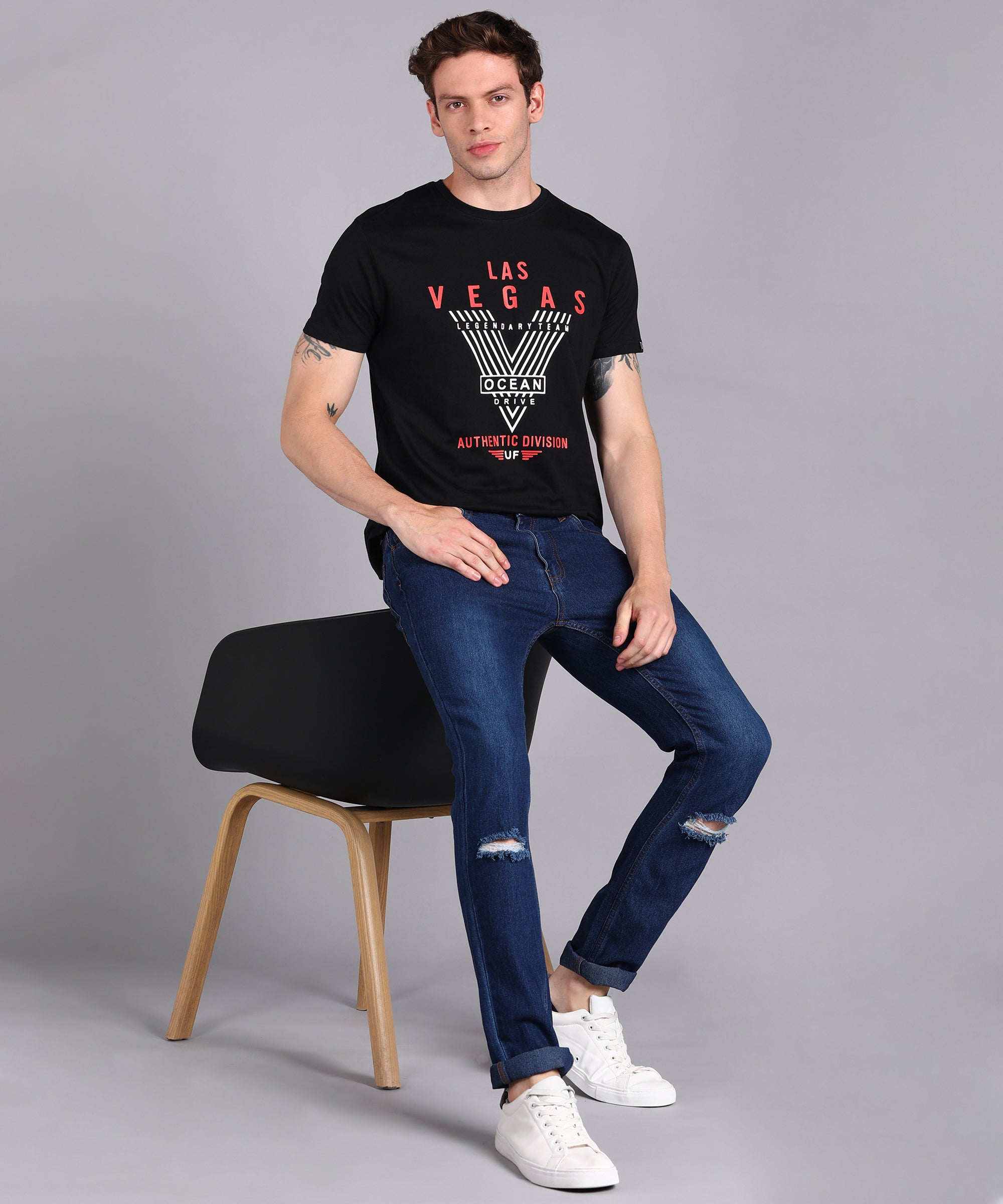 Urbano Fashion Men's Black Graphic Printed Round Neck Half Sleeve Slim Fit Cotton T-Shirt