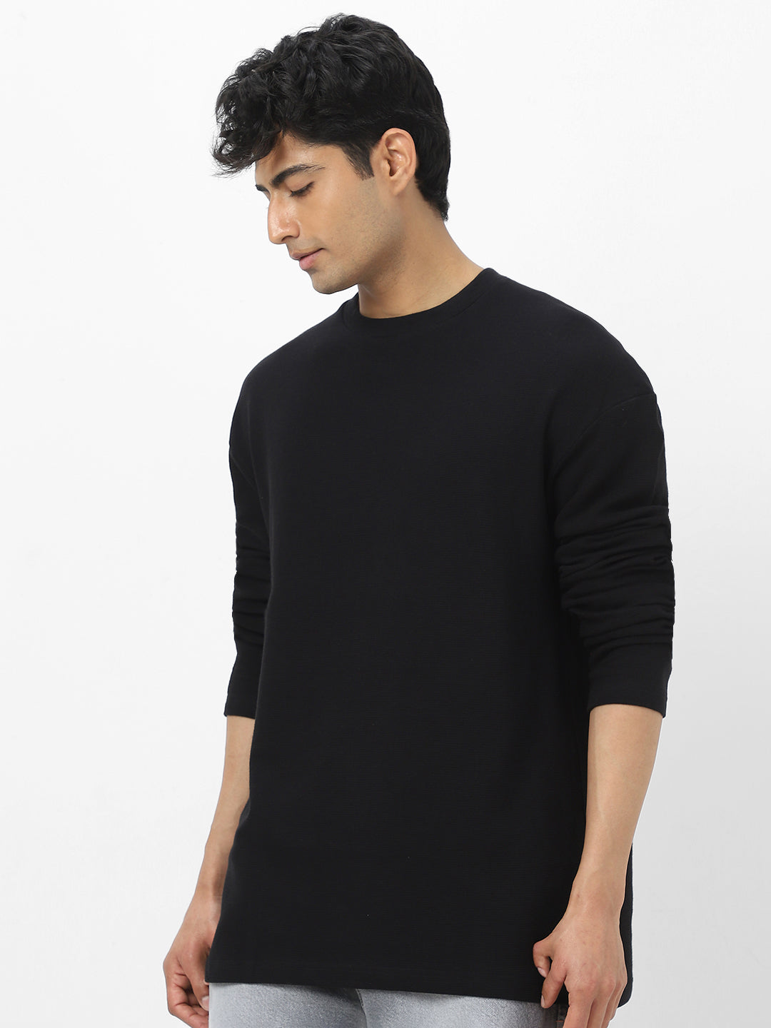 Men's Black Textured Round Neck Oversized Full Sleeve Cotton T-Shirt