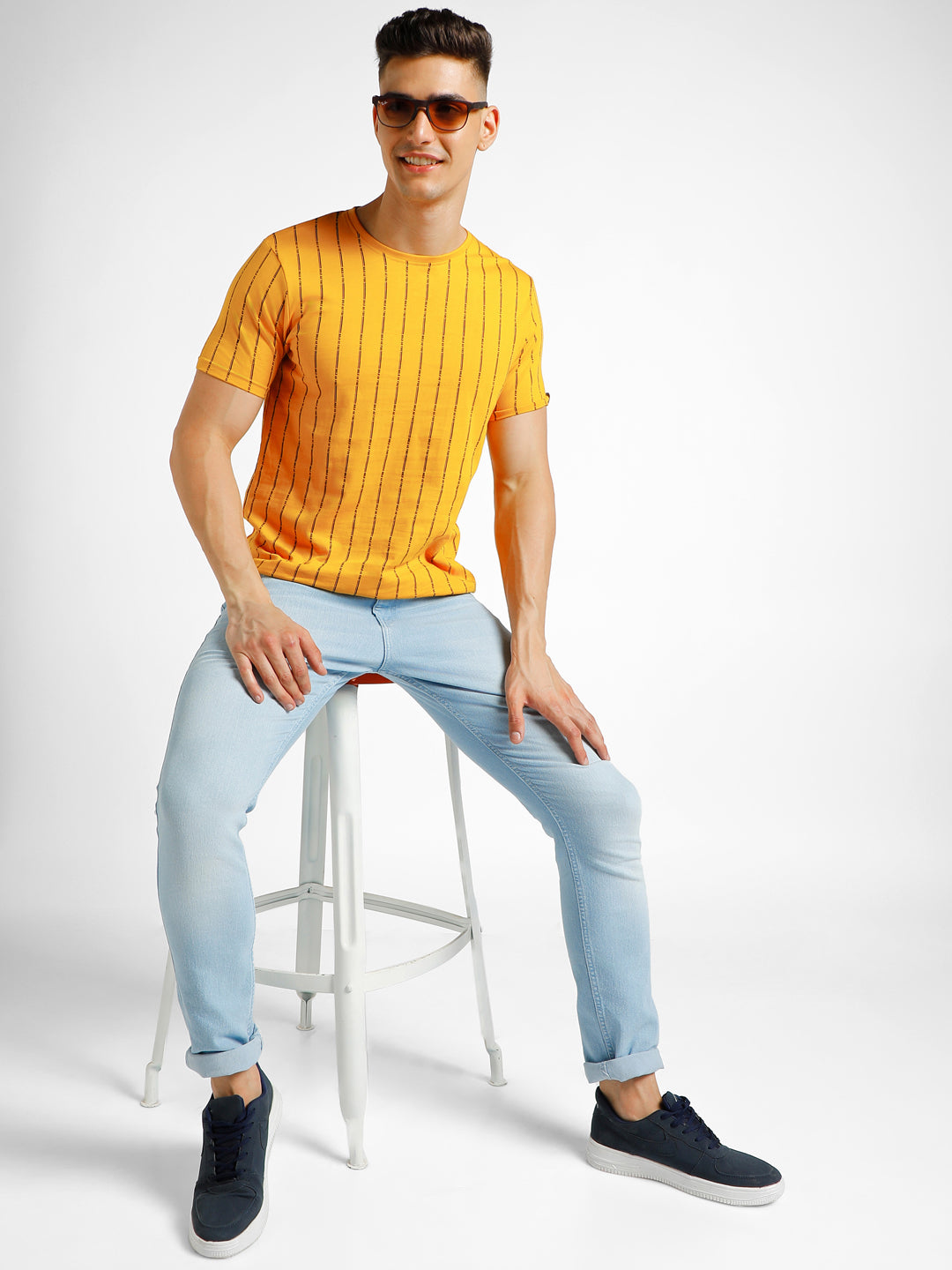 Men's Yellow Printed Round Neck Half Sleeve Slim Fit Cotton T-Shirt