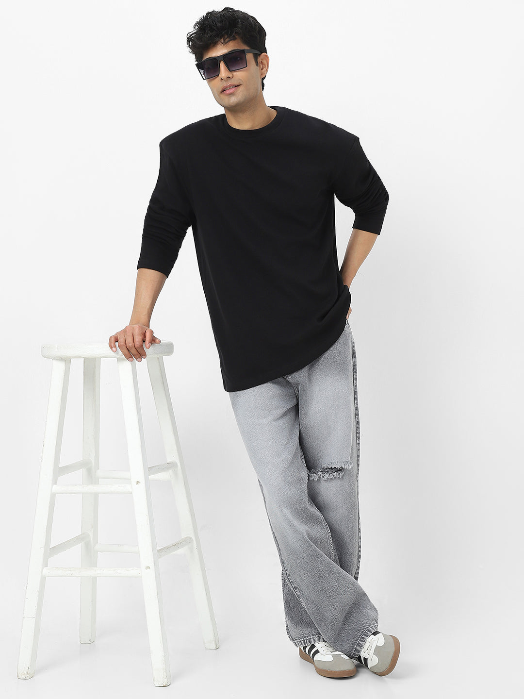 Men's Black Textured Round Neck Oversized Full Sleeve Cotton T-Shirt